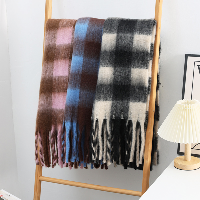 شتاء جديد منقوشة فاخرة وشاح كب - مراجعة Woven Scarf Blanket وسعره