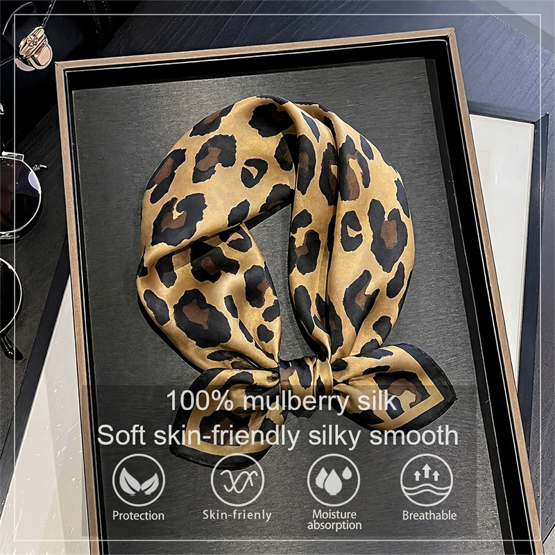 وشاح مربع من الحرير 100% بنقشة - مراجعة Scarf Silk Square وسعره